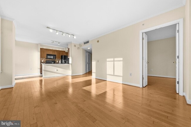 Building Photo - 631 D St NW