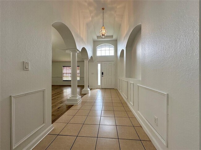 Building Photo - 2851 Oconnell Dr