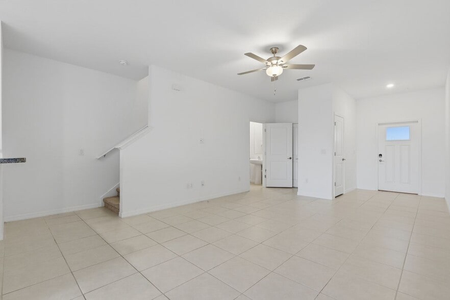 Building Photo - 32127 Powderpuff Mimosa Dr