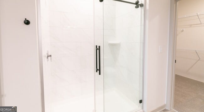 Building Photo - 2250 Oak Rd SW