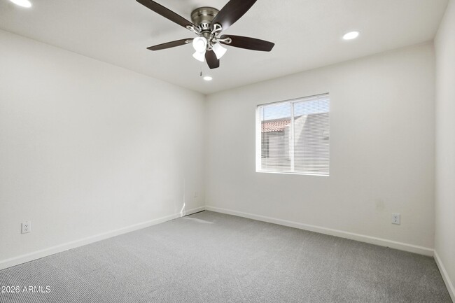 Building Photo - 4444 E Paradise Village Pkwy N