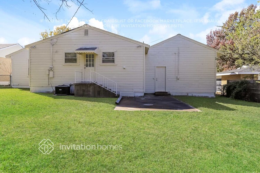 Building Photo - 3812 Cornish Ave