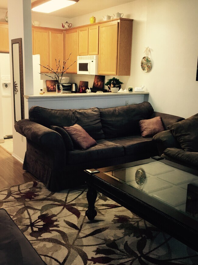 Living room (furnished demo) - 5325 Newcastle Ave