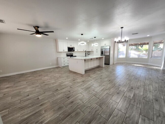 Building Photo - Charming Chandler Home in Quiet Cul-de-Sac — Huge Lot & 3 Bedrooms!