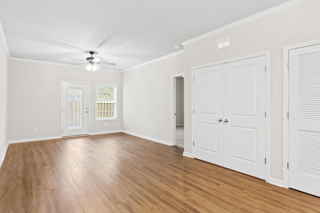 Building Photo - 5034 Greer Dr