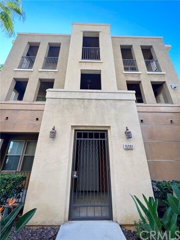 Building Photo - 16081 Gables Loop