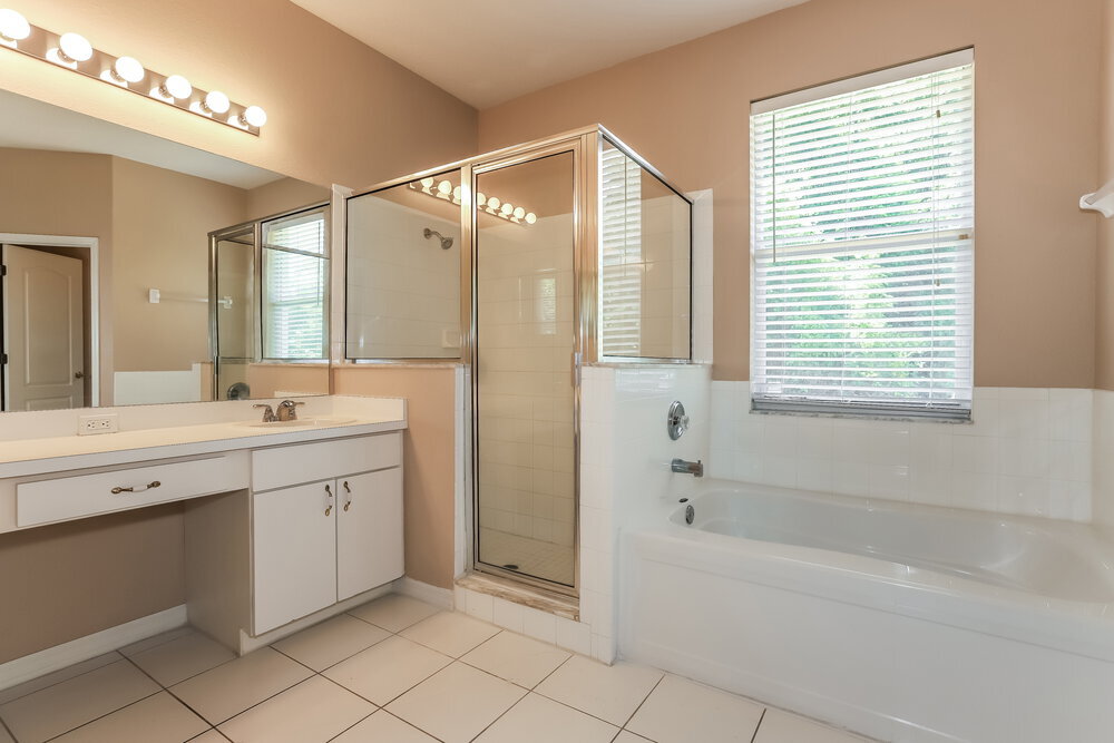 Building Photo - 25402 7 Rivers Cir