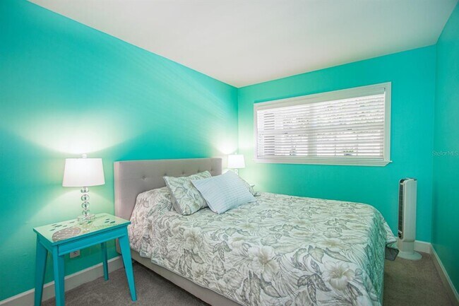 Building Photo - 7864 15th Way N