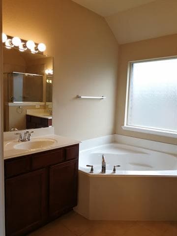 Building Photo - 2793 Cresent Lake Dr