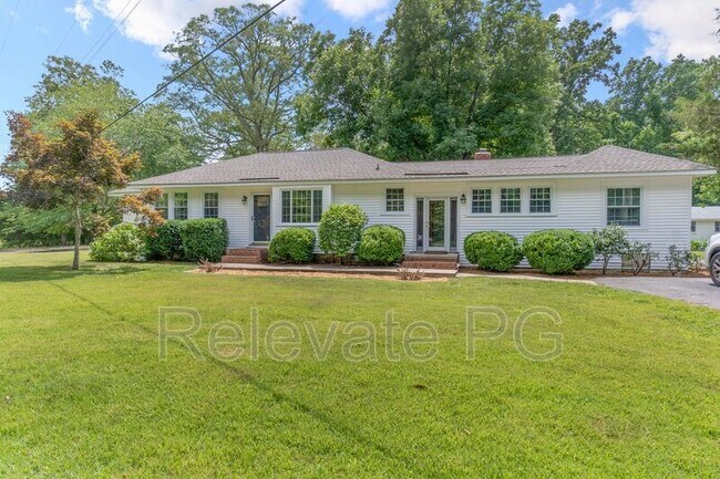Building Photo - 8000 Curtis Rd