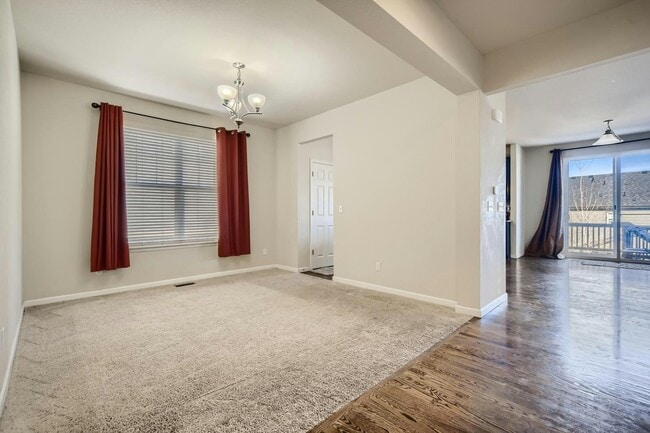 Building Photo - 5742 S Flat Rock Way