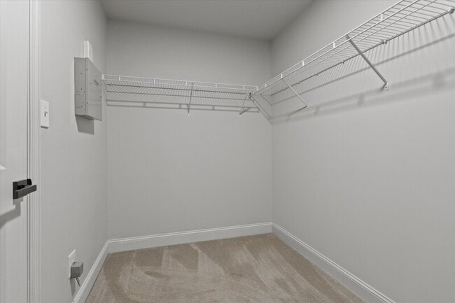 Building Photo - 210 Fields Pond Dr