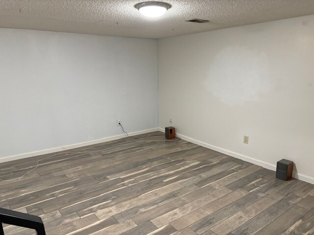 Building Photo - 1817 Quail St