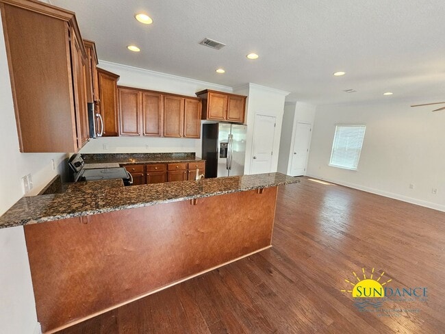 Building Photo - Charming Two-Story 3BR Cul-De-Sac Home in Santa Rosa Beach!