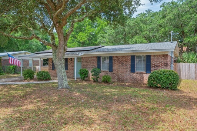 Building Photo - 30 Woodham Ave