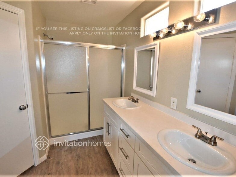 Building Photo - 11032 Napa Ridge Dr