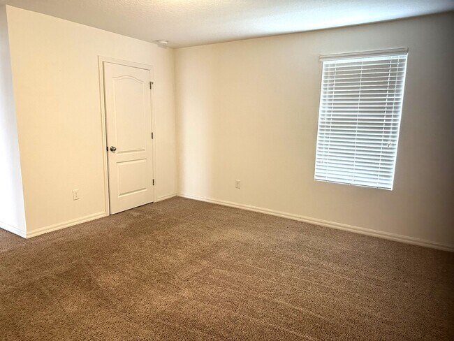 Building Photo - 16832 Citrus Pkwy
