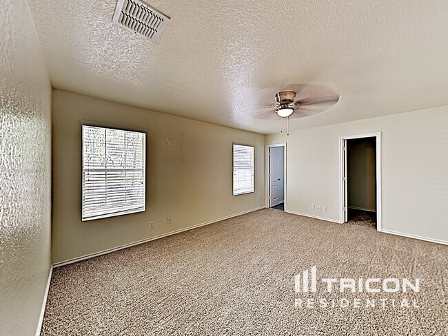Building Photo - 4422 Waldon Pond