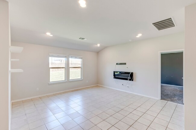 Building Photo - 9705 Kensley Rose Dr