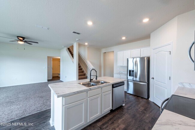 Building Photo - 3463 Belen Ct
