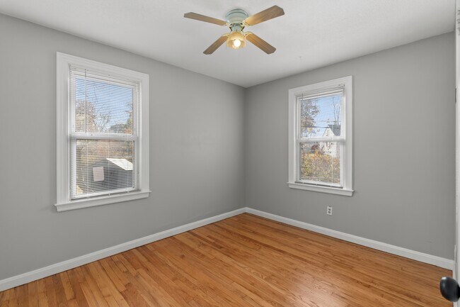 Building Photo - 963 Collier Pl