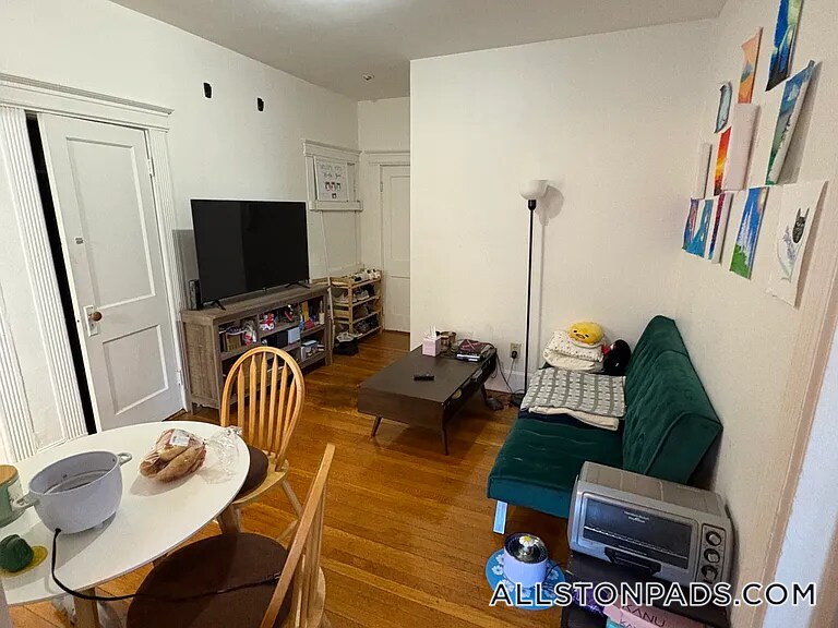 Building Photo - 1254 Commonwealth Ave