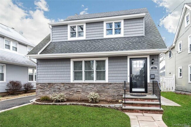 Primary Photo - 9 Capitol Ave