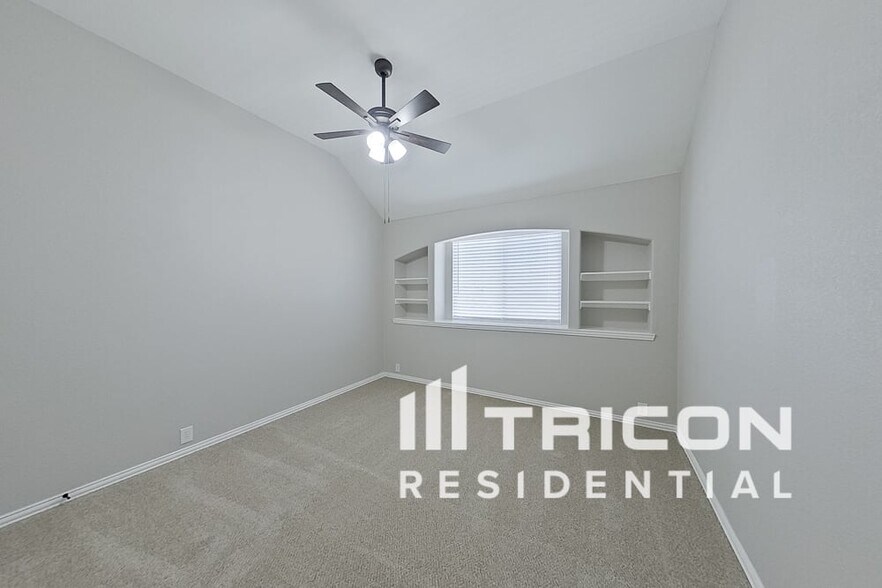 Building Photo - 9304 Harrell Dr
