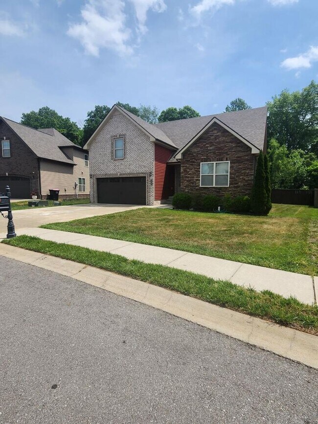 Building Photo - 1655 Ellie Piper Cir