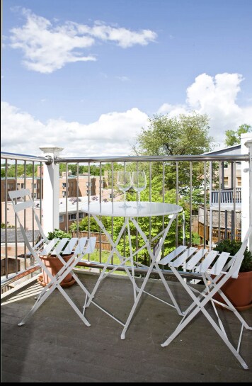 Building Photo - 2803 Ontario Rd NW