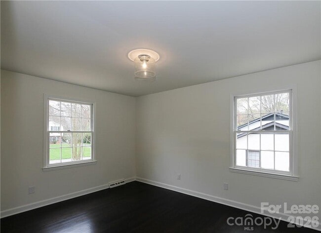 Building Photo - 4808 Walden Ct