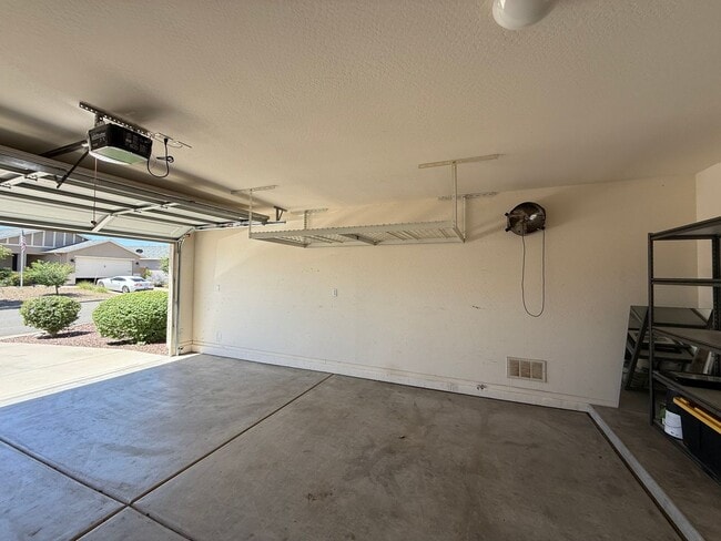 Building Photo - Great home in Chino Valley!