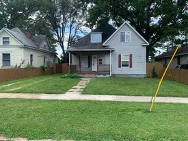 Building Photo - 930 W Poplar St