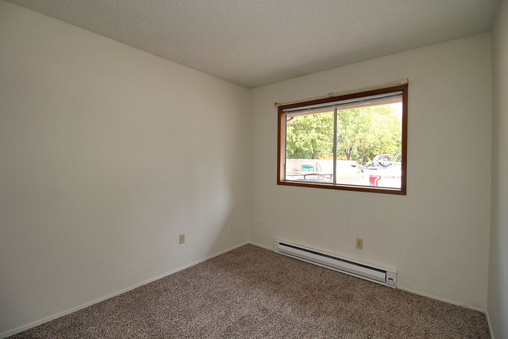 Building Photo - 2642-2642 SE 125th Ave