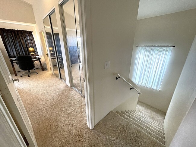 Building Photo - Maui Lani - Furnished 4-bedroom, 3-bathroom home with a 2 car garage