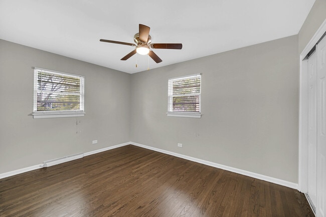 Building Photo - 1107 Campbell Ave