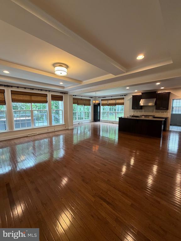 Building Photo - 997 Powder Horn Dr