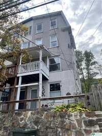 Building Photo - 704 William St