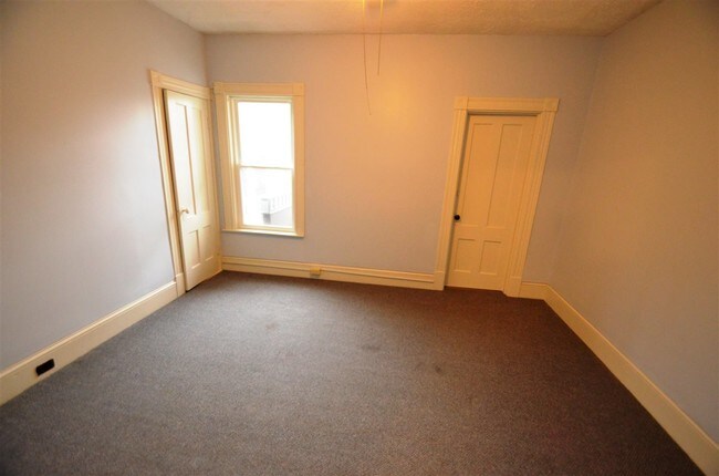 Building Photo - 109 Winter St