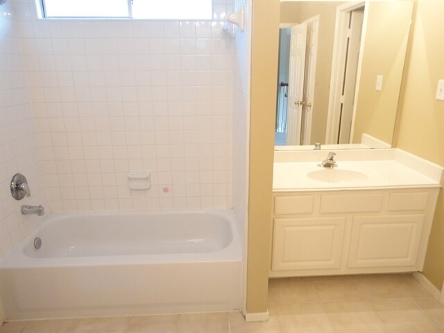 Building Photo - 17322 Pikes Peek Ct