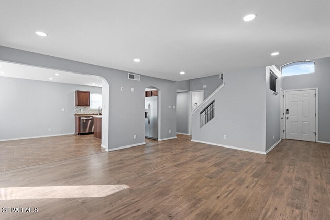 Building Photo - 454 Claiborne St