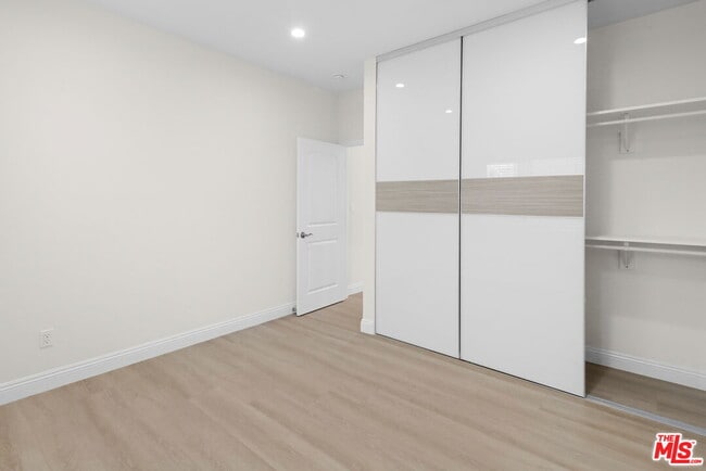 Building Photo - 2445 Harwood St