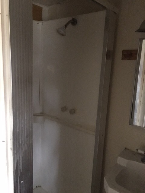 Building Photo - 6080 Park Lake Rd