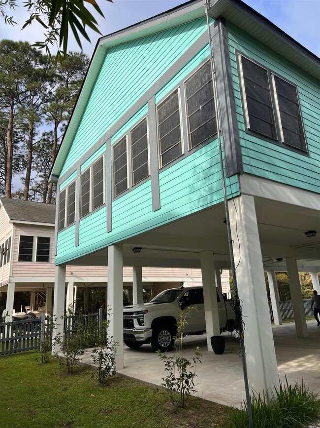 Building Photo - 1559 Coastal Hwy