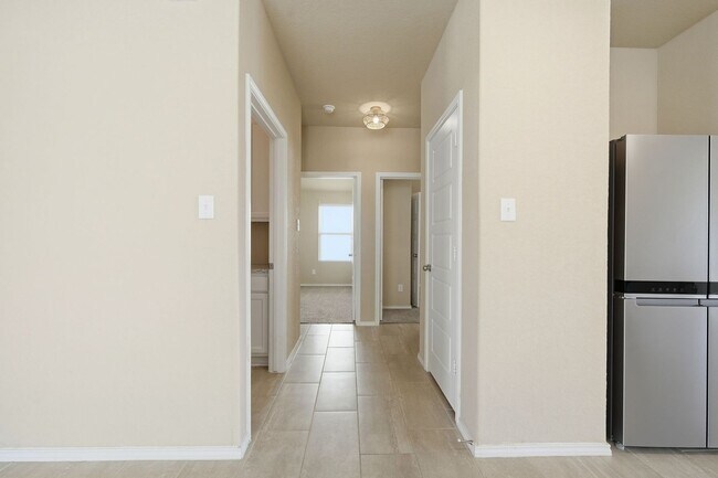 Building Photo - Spacious & Move-In Ready Rental in 78252 – Easy Access to Major Highways