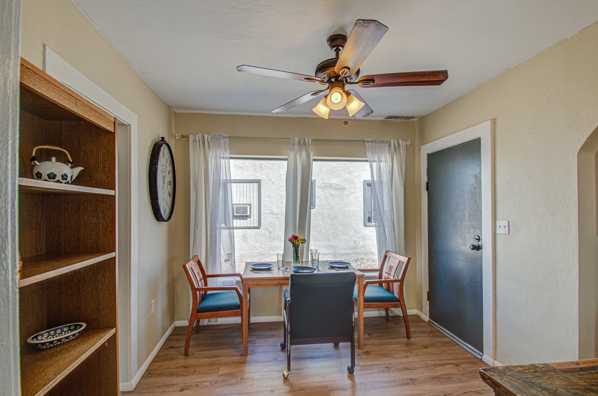 Building Photo - 322 N 12th St