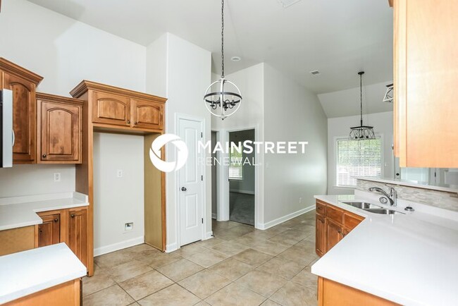 Building Photo - 10105 Cypress Lake Dr