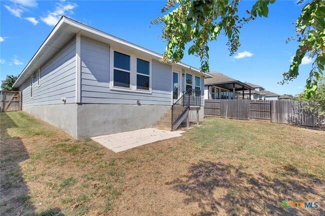 Building Photo - 425 Spiny Lizard Ln