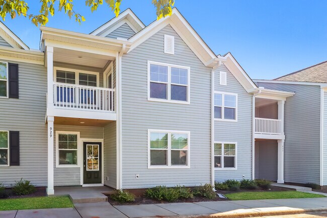 Building Photo - 929 Ranchero St