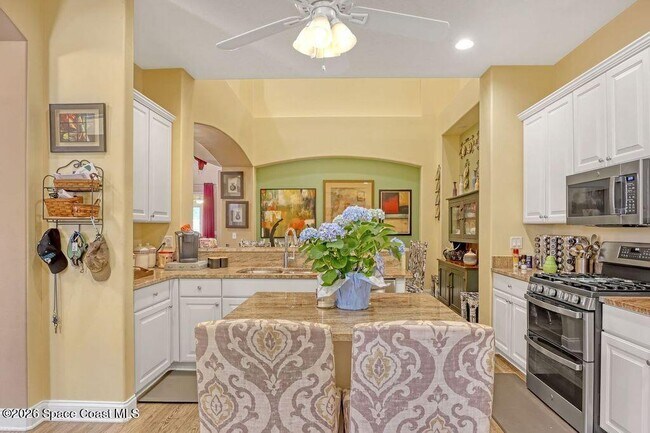 Building Photo - 792 Bayside Dr